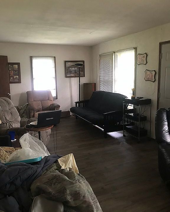 2nd image of 30213 Roebuck Rd