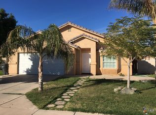 212 Acapulco Dr, Imperial, CA 92251