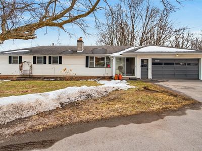 4600 Ontario Center Rd, Walworth, NY, 14568