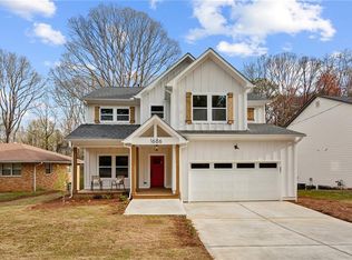 1686 Creveis Rd, Austell, GA 30168