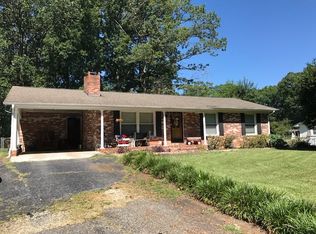 116 Edgewood Ave, Landrum, SC 29356