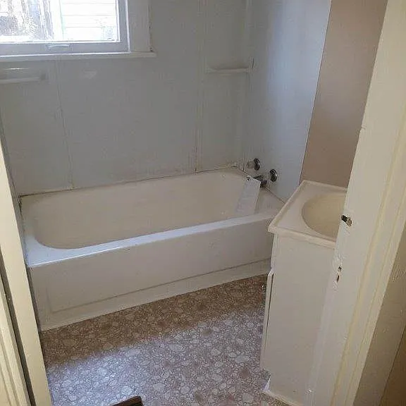 3240 Coleman Ave — Photo 4
