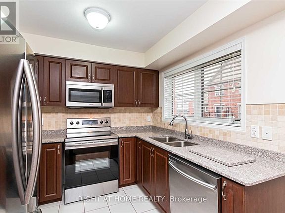 5th image of 43 Hays Blvd #15