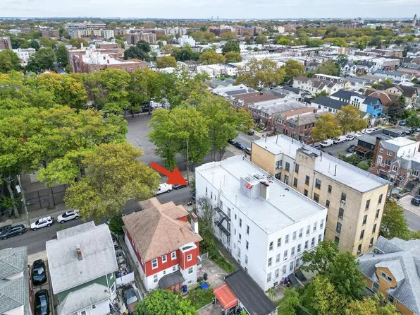 2176 East 13th Street image 25 of 29