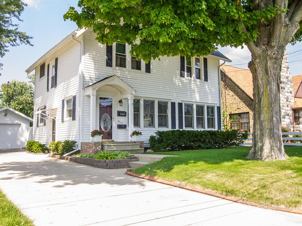 1st image of 542 Fairfield Ave