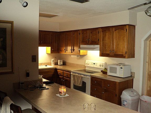 5th image of 7728 Knoll Dr N
