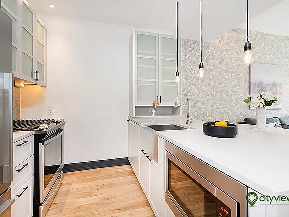 5th image of 10 Montieth St APT 232