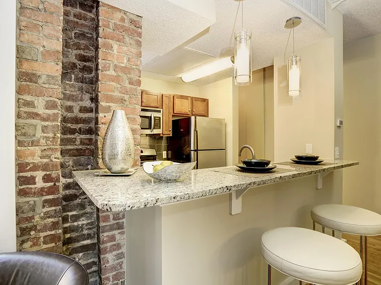 1706 T St NW — Photo 9