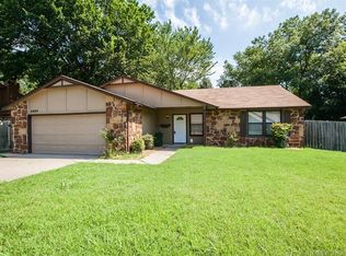 4004 W Pittsburg Cres S, Broken Arrow, OK 74012