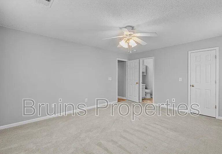 6113 Hedgecock Cir #3D — Photo 11
