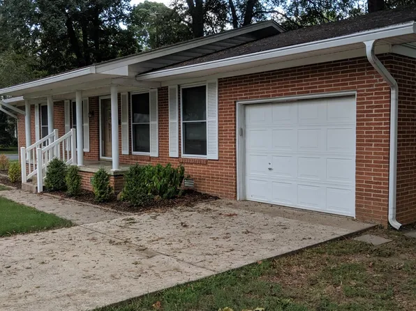 1905 Robinson Ave, Conway, AR 72034