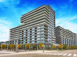 120 Bayview Ave N #2, Toronto, ON M5A0G4