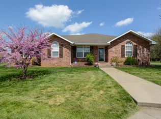 3756 W Greenleaf St, Springfield, MO 65807