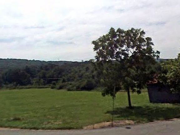 5th image of Buck Jump Ln