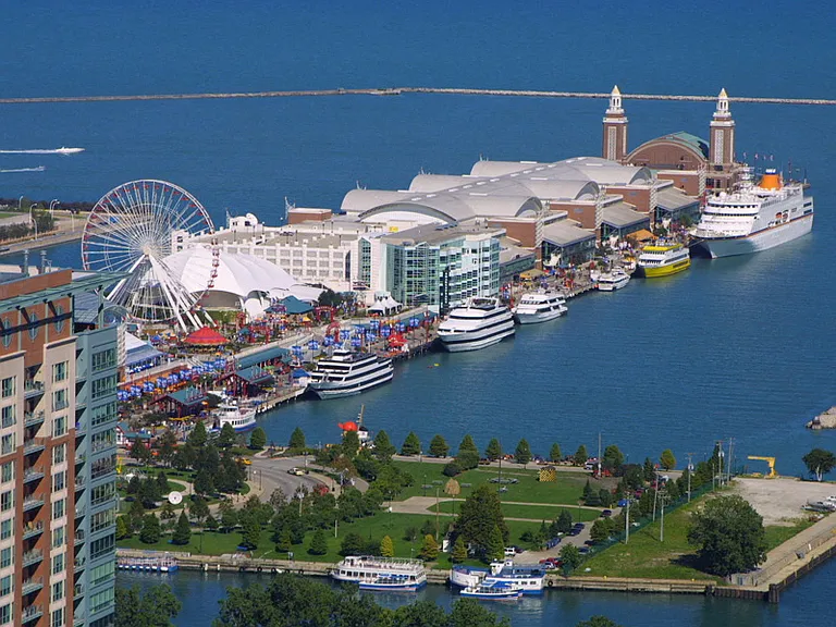 Beautiful views of Navy Pier.