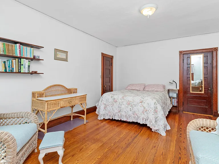 66 Hobson St #2 — Photo 17
