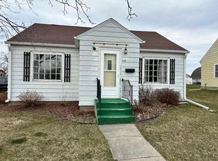 901 E Washington St, Caledonia, MN 55921