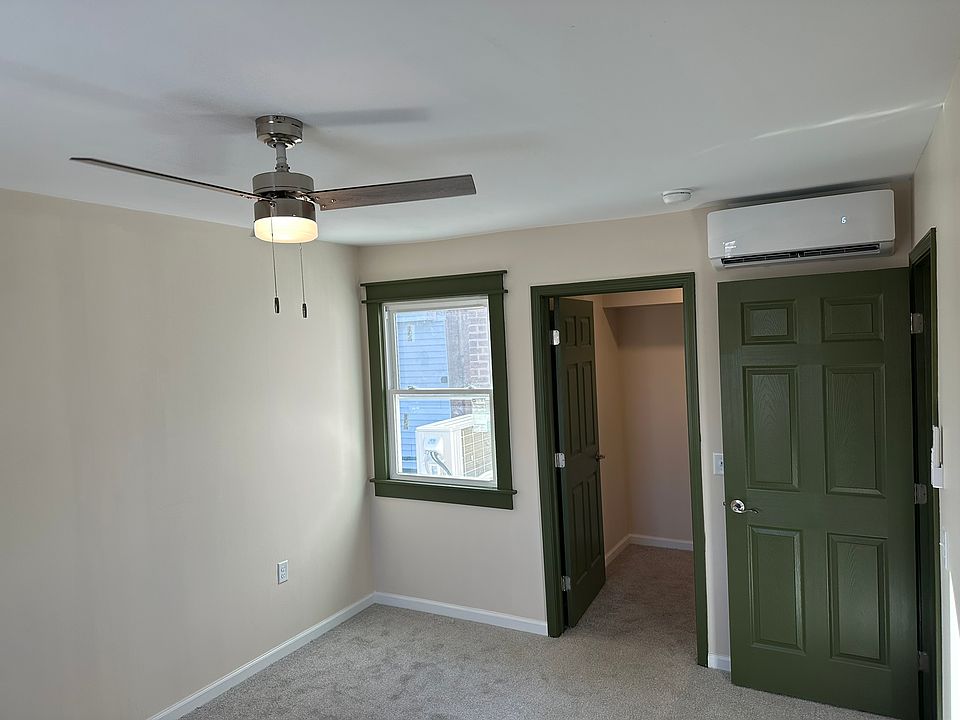 1st image of 1902 Parsons Ave #B