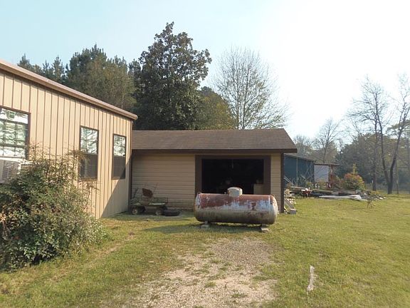 2nd image of 123 Joyce St S