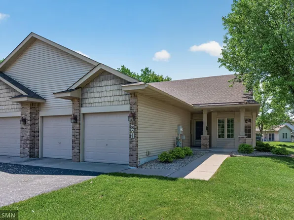 6801 24th St N, Oakdale, MN 55128