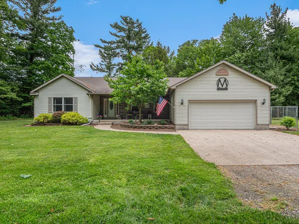 4091 W Knotty Pine Trl, Grant, MI 49327