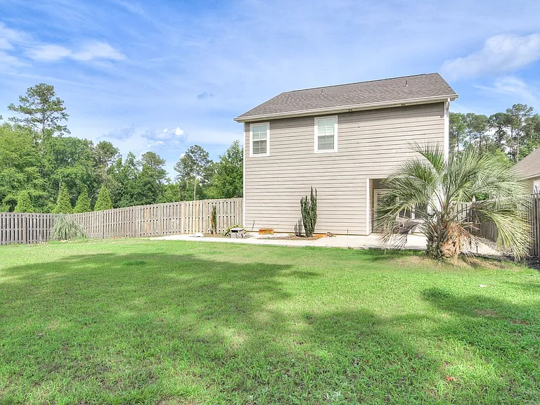 344 Colonnades Dr — Photo 48