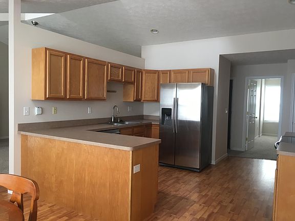 2nd image of 2206 S 16th Pl