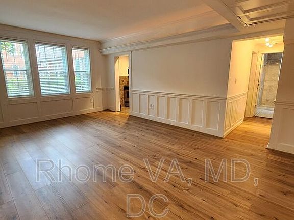 2nd image of 1801 N Queens Ln APT 135