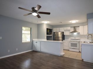 6816 Thomas Cir APT A, Tampa, FL 33619