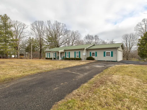 95 Len Dr, Clay City, KY 40312