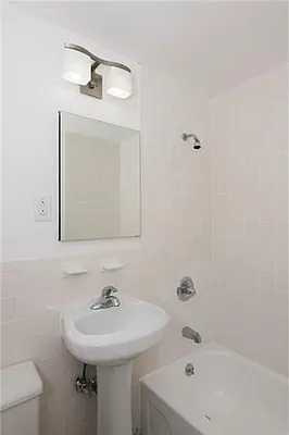 Rented by Buchbinder & Warren | media 16