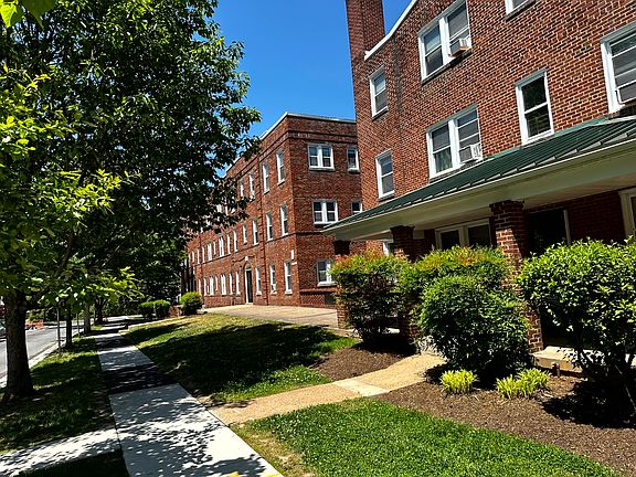 Newton Street Exterior