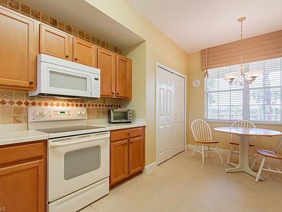 4th image of 10710 Ravenna Way Unit 304