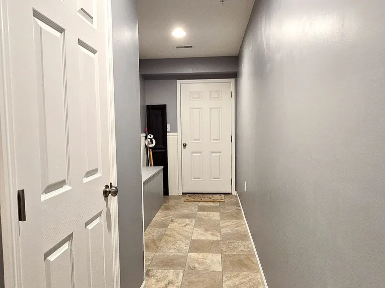 3034 Meridian Cmns #B — Photo 31