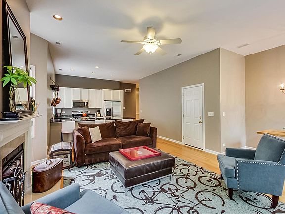 4th image of 4118 N Kenmore Ave APT 3S
