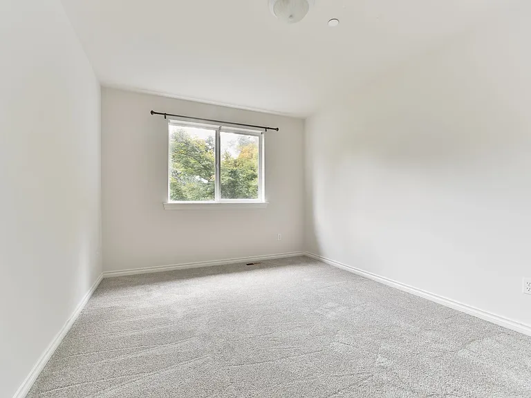 8428 NE 147th Pl — Photo 80
