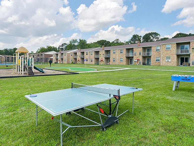 Fairways Apartment Homes — Photo 12