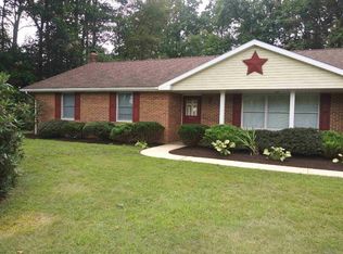 53 E Tolna Rd, Shrewsbury, PA 17361