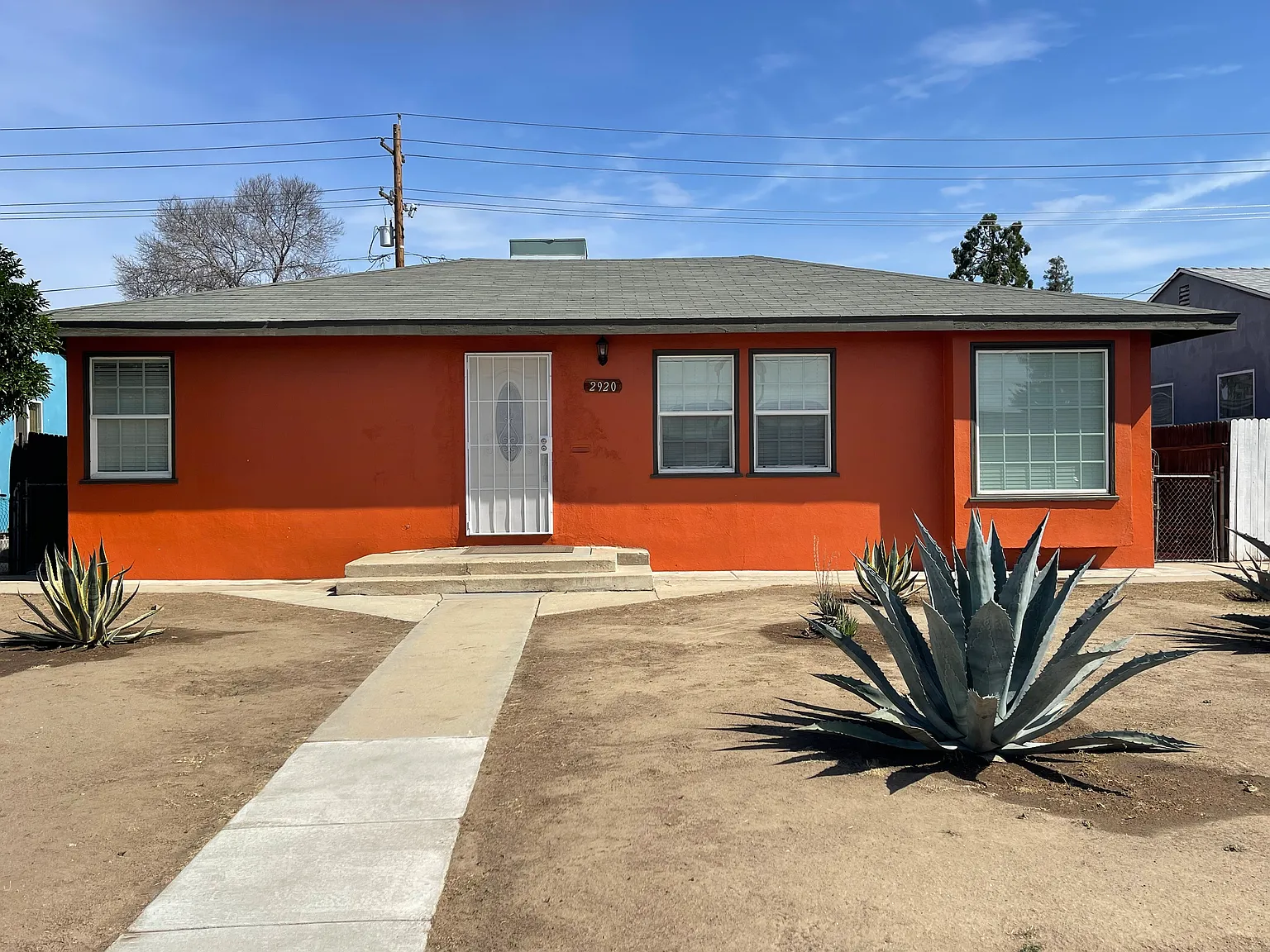 3 bed, 1040 sqft, $1,800 — Photo 1