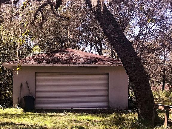 3rd image of 10611 Kim Ln