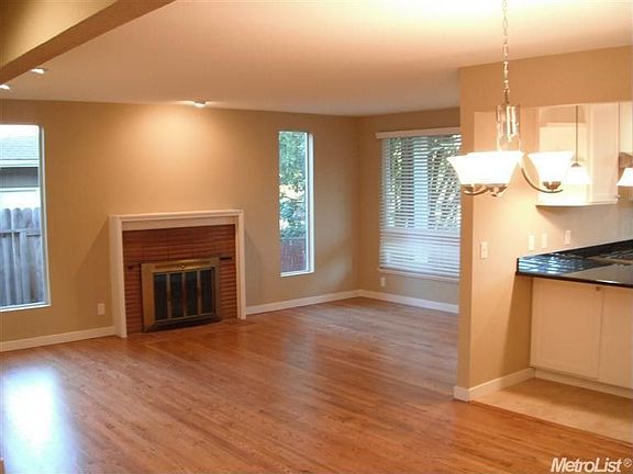 3rd image of 2067 Maryal Dr