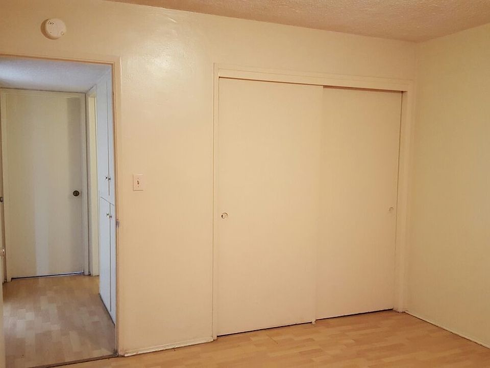 Bedroom #1