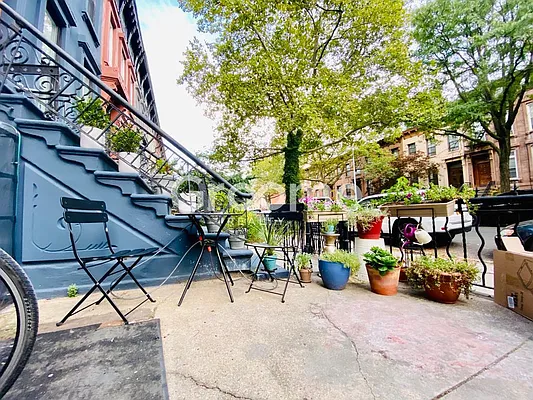 Rented by GROOME REALTY LLC | media 15