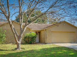 13335 Lake Breeze Ln, Willis, TX 77318