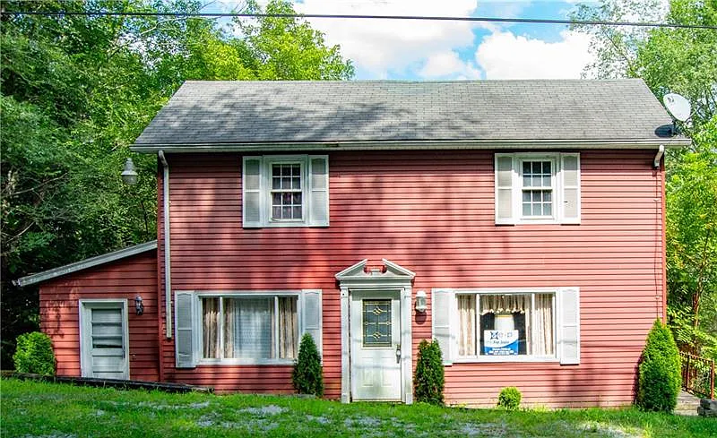 1160 New Stanton Ruffsdale Rd photo 1