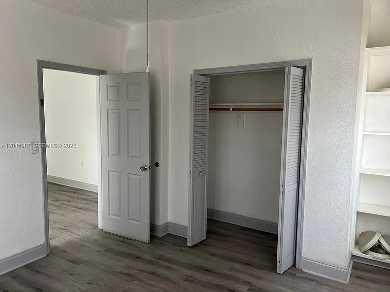 1322 SW 7th St #8 — Photo 4