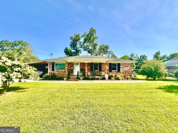 422 W Carter Ave, Blackshear, GA 31516