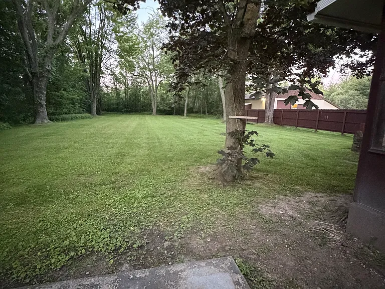 8441 Transit Rd — Photo 16