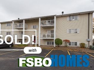 3260 Parkwild Dr APT 1C, Bettendorf, IA 52722