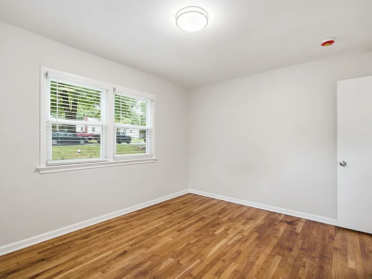 18 Grandin Cir — Photo 20